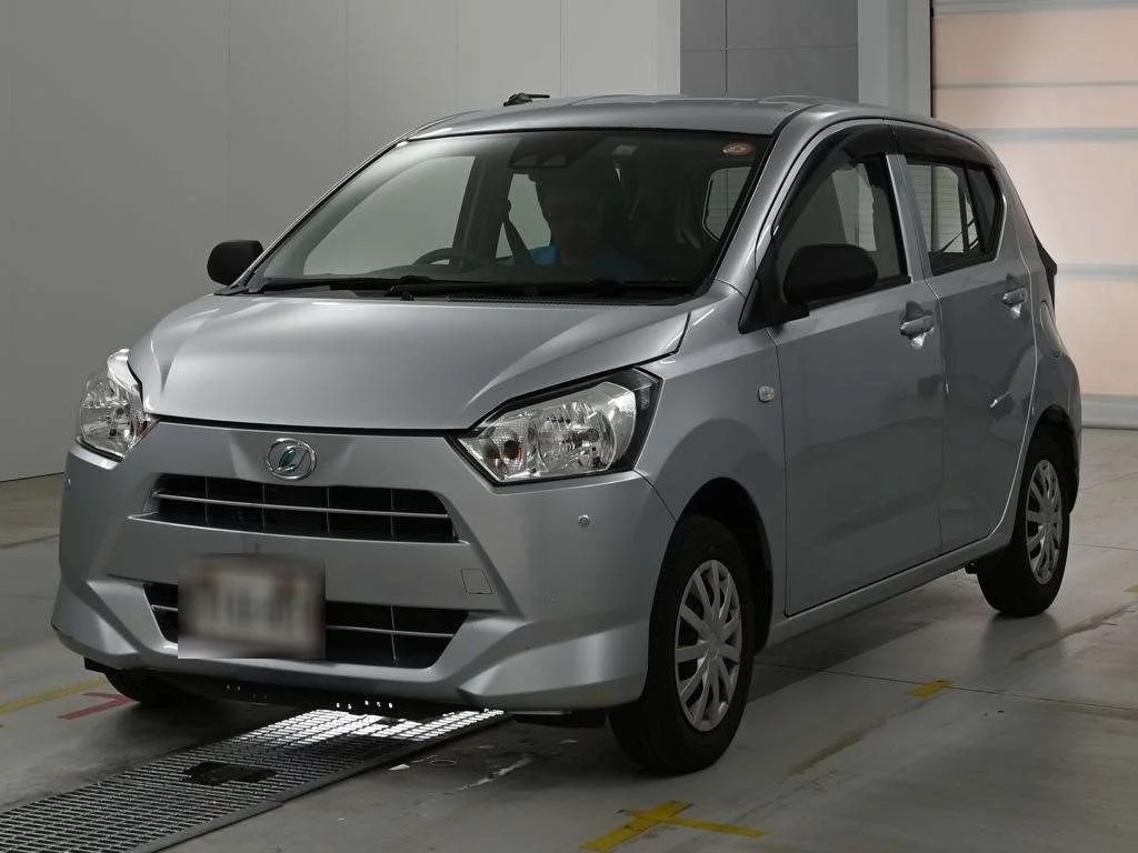 Daihatsu Mira e:S LA350S 2021
